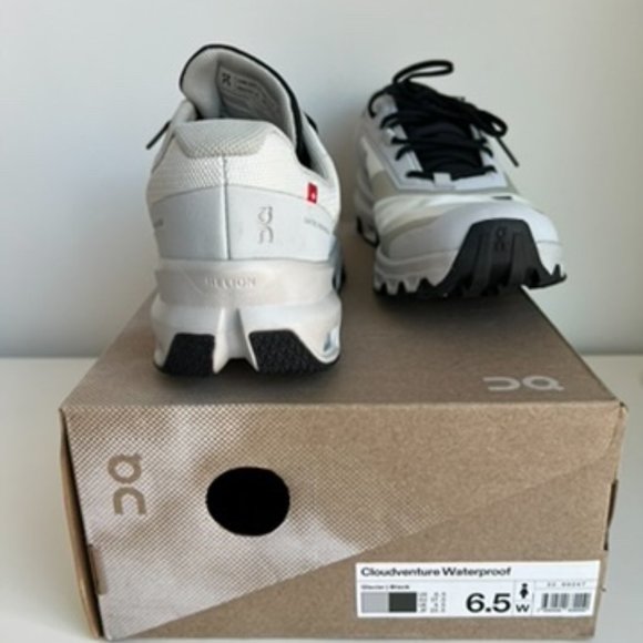 On Running Cloudventure Waterproof Shoes - Picture 4 of 5